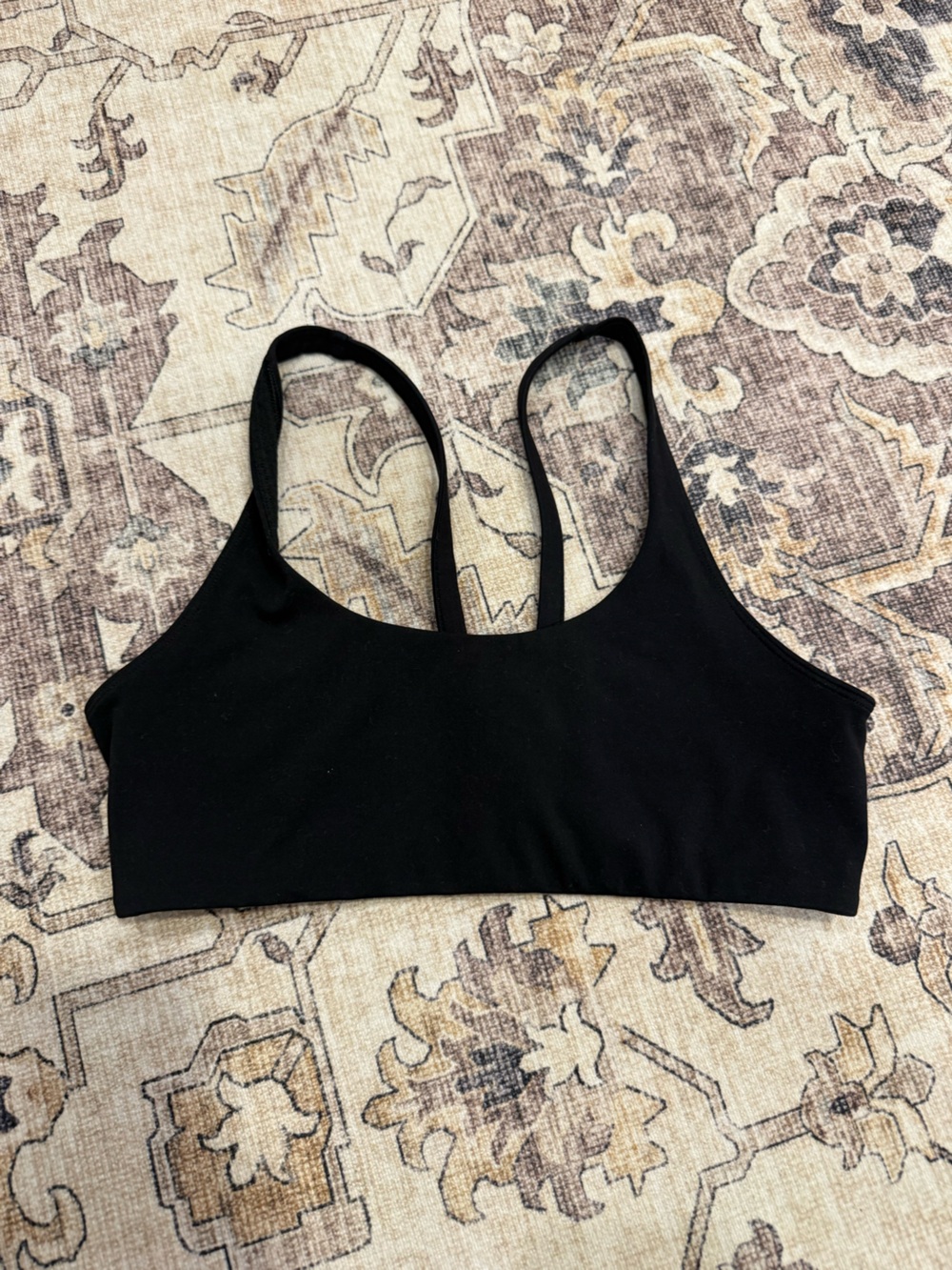 Vuori sports bra- small - Picture 1 of 3